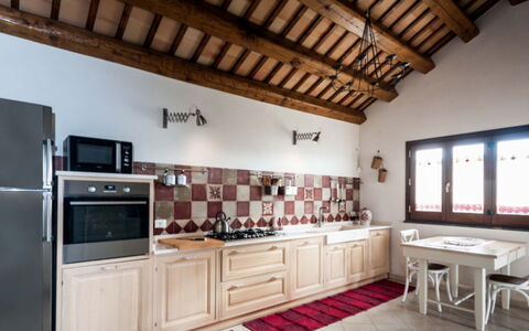 Villa Eroica: Interior Design, Cucina, Pavimentazione, Mobilia, Legna, Pavimento, Soffitto, Controsoffitto, Cabinetry, Elettrodomestico Da Cucina