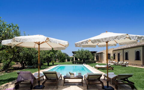 Villa del Sirio: Estate, Hacienda, Cortile, Ricorrere, Villa, Piscina, Mobili Da Esterno, Hotel, Dimora