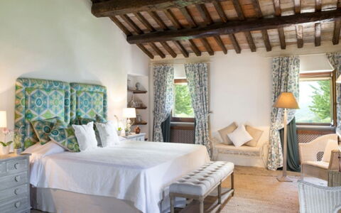 Villa Savino: Mobilia, Interior Design, Letto, Camera Da Letto, Casa, Lancia Cuscino, Tessile, Biancheria, Pavimentazione, Pavimento