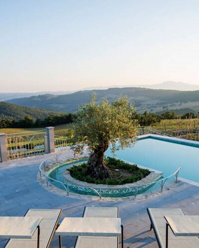 Villa Rufeno: Paesaggio, Collina, Catena Montuosa, Mobili Da Esterno, Piscina, Hill Station, Eco Hotel, Ricorrere, Landscaping, Estate