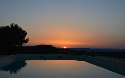 Podere del Mezzadro: Cielo, Orizzonte, Natura, Crepuscolo, Afterglow, Tramonto, Sera, Alba, Paesaggio, Red Sky Alla Mattina