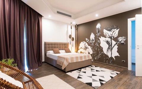 Villa Vernissage: Mobilia, Interior Design, Letto, Pavimento, Pavimentazione, Camera Da Letto, Parete, Camera, Legna, Soffitto