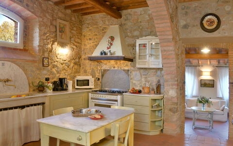 Villa Anima: Mobilia, Interior Design, Pavimentazione, Soffitto, Cucina, Pavimento, Illuminazione, Lampada, Camera, Casa