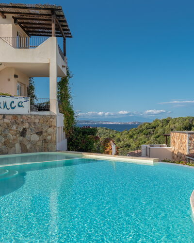 Baia Bianca Apartments Sardinia: Blu, Piscina, Zona Residenziale, Ricorrere, Eco Hotel, Estate, Villa, Resort Citta ', Hotel, Mobili Da Esterno