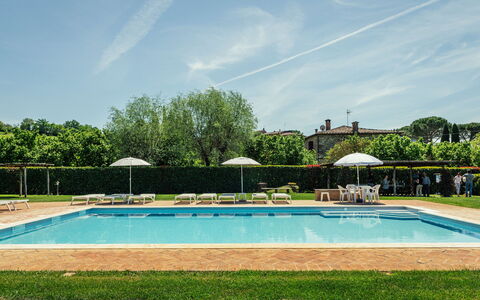 La Pergola: Piscina, Ricorrere, Giardino, Tempo Libero, Eco Hotel, Estate, Hacienda, Mobili Da Esterno, Prato, Landscaping