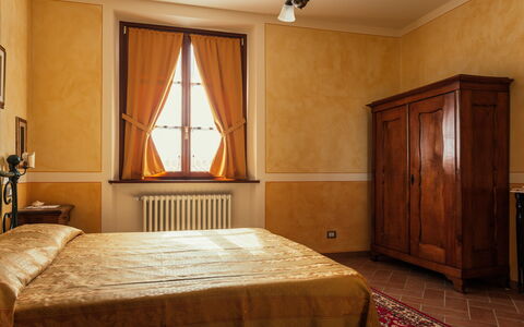 La Limonaia: Mobilia, Parete, Camera Da Letto, Interior Design, Letto, Legna, Lenzuolo, Bedding, Camera, Pavimentazione