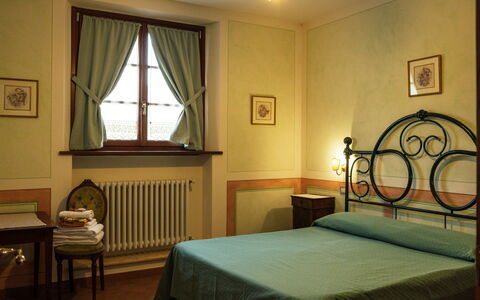 Il Noceto: Parete, Interior Design, Legna, Mobilia, Camera Da Letto, Pavimentazione, Soffitto, Letto, Camera, Pavimento