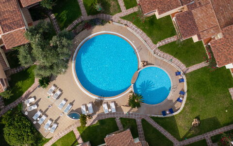 Apartment Sardinia Seaside Ac And Wifi: Piscina, Ricorrere, Terme, Tempo Libero, Eco Hotel, Hacienda, Lettino, Hotel, Mobili Da Esterno, Resort Citta '