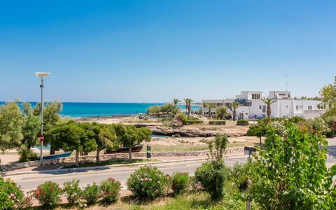 Vista Mare Da Rossella: Cielo, Blu, Giorno, Acqua, Corpo D'Acqua, Costa, Spiaggia, Orizzonte, Estate, Mare