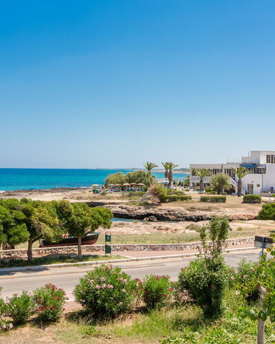 Vista Mare Da Rossella: Cielo, Blu, Giorno, Acqua, Corpo D'Acqua, Costa, Spiaggia, Orizzonte, Estate, Mare