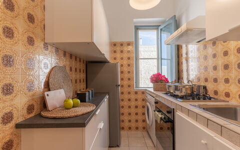 Casa Olimpo: Cucina, Interior Design, Elettrodomestico Da Cucina, Controsoffitto, Apparecchio Major, Pavimentazione, Pavimento, Soffitto, Idraulico Fixture, Cucina Stufa