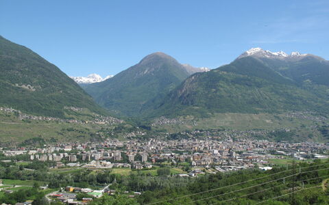 Guarnelle House 1: Montagna, Geografia Montane, Collina, Catena Montuosa, Highland, Hill Station, Paesaggio, Valle, Cresta, Fell