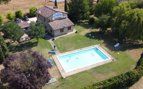 La Fiumara: Piscina, Estate, Agriturismo, Hacienda, Prato, Cortile, Backyard, Villa
