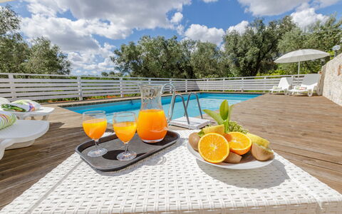 Trullo Quattro Carrini: Mobilia, Mobili Da Esterno, Piscina, Ricorrere, Appartamento, Lettino, Sedia, Eco Hotel, Hotel, Villa