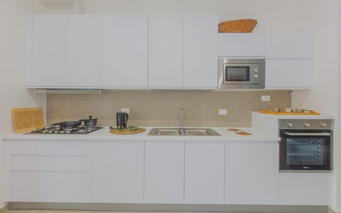 Casa Nonna Netta: Cucina, Elettrodomestico Da Cucina, Controsoffitto, Apparecchio Major, Interior Design, Legna, Cabinetry, Pavimentazione, Cucina Stufa, Stufa