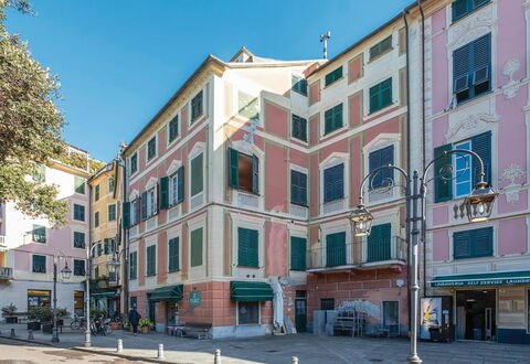 Casa Camuri - Levanto: Costruzione, Finestra, Appartamento, Città, Zona Urbana, Cittadina, Quartiere, Facciata, Zona Residenziale, Urban Design