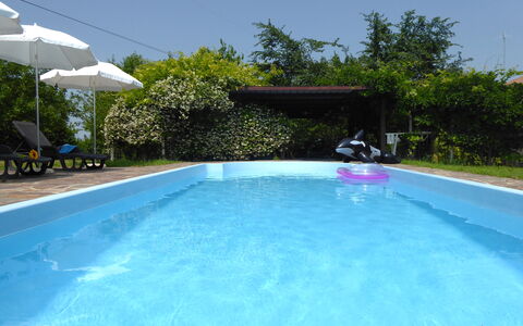 Silea Apartments, Pool, Garden, Treviso: Blu, Piscina, Tempo Libero, Ricorrere, Mobili Da Esterno, Shade, Eco Hotel, Backyard, Ombrello, Hacienda