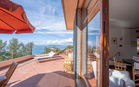 Ca' Nelly: Eco Hotel, Oceano, Color Legno, Ricorrere, Balcone, Sedia, Villa, Pianta Della Casa, Attico