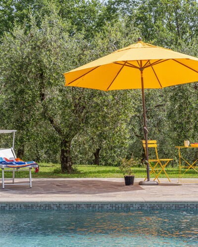 Il Querceto: Mobili Da Esterno, Mobilia, Ombrello, Piscina, Shade, Sedia, Giardino, Ricorrere, Lettino, Tempo Libero