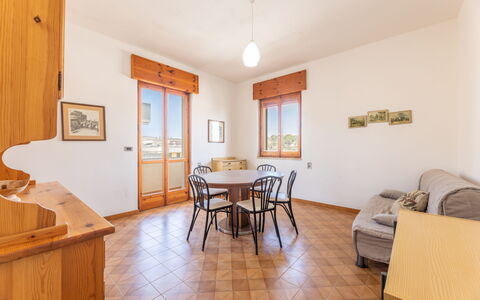 Giovanni Apartment In Gallipoli, Ac, Seaside: Pavimento, Appartamento, Color Legno, Latifoglie, Pavimento In Legno
