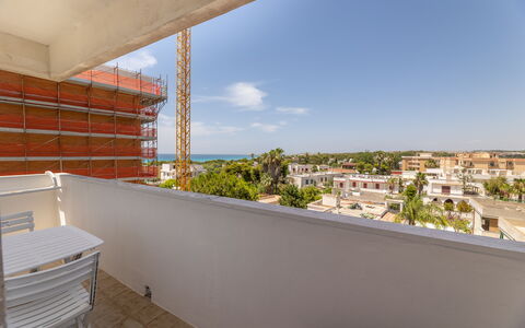 Sea View Apartment, Ac Gallipoli: Appartamento, Balcone, Shade, Hotel
