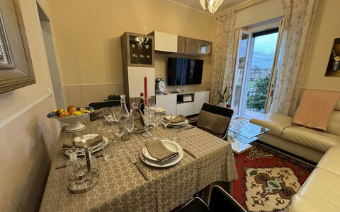 Sto Bene Qua: Interior Design, Pavimentazione, Mobilia, Pavimento, Camera, Soffitto, Sedia, Appartamento, Cucina & Sala Da Pranzo Tavolo, Sala Da Pranzo