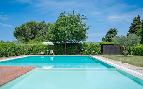 Casa Viola Pool, Wifi, Montaione: Piscina, Blu, Ricorrere, Materiale Composito, Eco Hotel, Shade, Giardino, Giochi D'Acqua, Terme, Landscaping