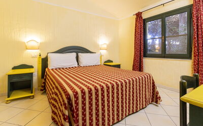 Alloggio:&nbsp;Golden Apartment, Ac, Wifi