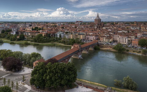 Lory House: Acqua, Corpo D'Acqua, Risorse Idriche, Waterway, Città, Zona Residenziale, Banca, Zona Urbana, Alveo, Paesaggio