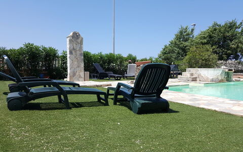 Residenza Agnese Sardegna: Mobili Da Esterno, Prato, Giardino, Shade, Erba Sintetica, Cortile, Backyard, Landscaping, Sedia