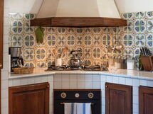 Green Hill Apartment In Tuscan Countryside