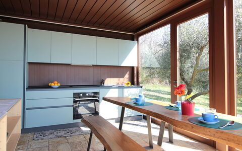Villa Montello Pool, Jacuzzi, Ac, Wifi, Treviso: Interior Design, Cucina, Mobilia, Legna, Controsoffitto, Pavimentazione, Soffitto, Casa, Pavimento, Illuminazione