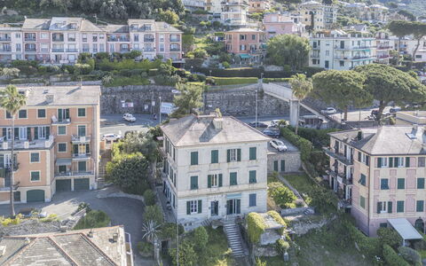 Central Design Flat With Parking, Bogliasco: Costruzione, Zona Residenziale, Città, Casa, Insediamento Umano, Casa, Mare, Appartamento, Sobborgo, Costa