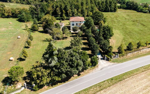 Villa Amelia: Albero, Ambiente Naturale, Paesaggio, Zona Residenziale, Casa, Casa, Plain, Area Rurale, Lotto, Estate