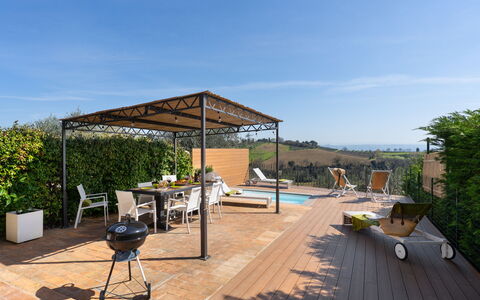 Casa Meletta: Mobilia, Mobili Da Esterno, Shade, Tavolo, Giardino, Sedia, Tavolo Esterno, Struttura Esterna, Terrazza, Backyard