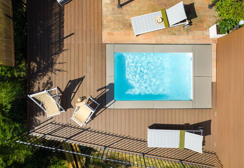 Casa Meletta: Piscina, Mobili Da Esterno, Eco Hotel, Shade, Tempo Libero, Color Legno, Ricorrere, Deck, Design, Latifoglie