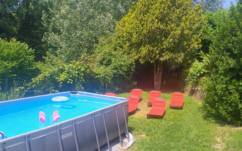 Cottage Wisteria: Giardino, Prato, Backyard, Tempo Libero, Plastica, Shade, Cortile, Parco, Piscina