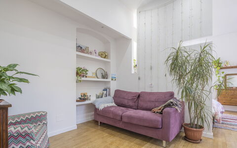 Central Cozy Nest With Parking, Bogliasco: Mobilia, Interior Design, Parete, Pavimentazione, Pavimento, Legna, Divano, Casa, Soggiorno, Camera