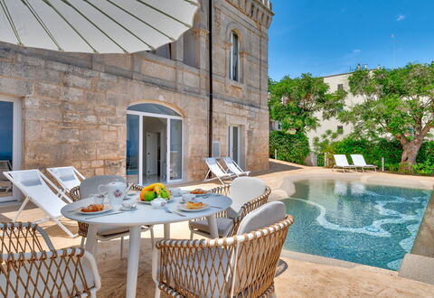 Villa Augusta Vista Mare: Estate, Piscina, Dimora, Villa, Resort Citta ', Hacienda, Palazzo, Mobili Da Esterno, Ricorrere