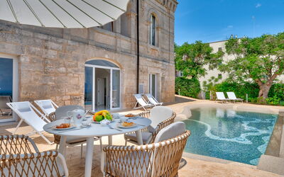 Villa Augusta Vista Mare: Estate, Piscina, Dimora, Villa, Resort Citta ', Hacienda, Palazzo, Mobili Da Esterno, Ricorrere