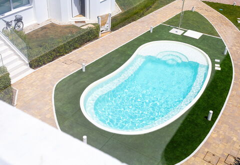 Brezza Costa Conero: Piscina, Materiale Composito, Tempo Libero, Giochi D'Acqua, Erba Sintetica, Prato, Landscaping, Giardino, Ricorrere, Cortile