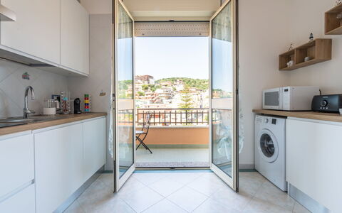 Mare Fuori: Giorno, Costruzione, Finestra, Facciata, Appartamento, Urban Design, Condominio, Uso Misto