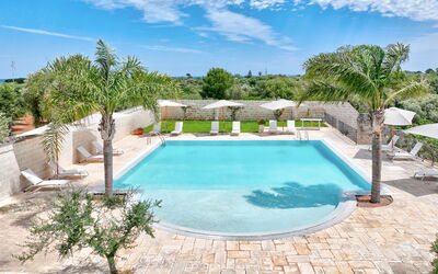 Masseria Lamagrotte by Raro Rooms: Piscina, Mobili Da Esterno, Ricorrere, Ombrello, Lettino, Materiale Composito, Eco Hotel, Terme, Shade, Giochi D'Acqua