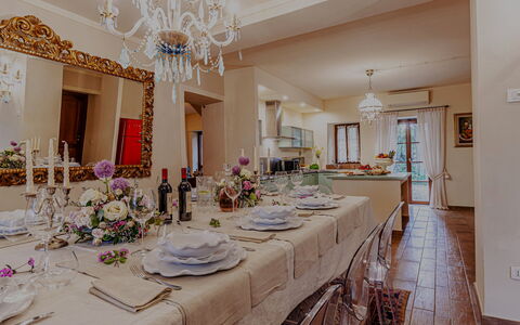 Villa Anna: Mobilia, Interior Design, Tavolo, Soffitto, Sala Da Pranzo, Sedia, Tessile, Camera, Cucina & Sala Da Pranzo Tavolo, Illuminazione