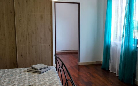 Villa Ginevra: Letto, Interior Design, Camera Da Letto, Mobilia, Pavimento, Pavimentazione, Legna, Lenzuolo, Bedding, Camera