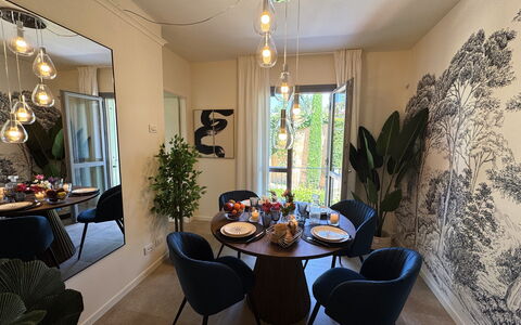 Ai Cantici: Mobilia, Interior Design, Pavimentazione, Tavolo, Sedia, Camera, Pavimento, Sala Da Pranzo, Cucina & Sala Da Pranzo Tavolo, Soffitto