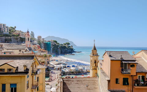 Newly Renovated Ocean View Flat: Blu, Costa, Città, Mare, Orizzonte, Costiera E Morfologie Oceanic, Insediamento Umano, Attrazione Turistica, Oceano, Spiaggia