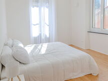 Newly Renovated Ocean View Flat