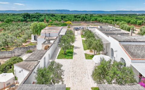 Masseria Lamagrotte: Paesaggio, Architettura, Lotto, Estate, Hacienda, Giardino, Landscaping, Cortile, Cortile, Caravanserraglio
