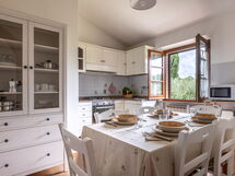 Oliveto Del Cantarello